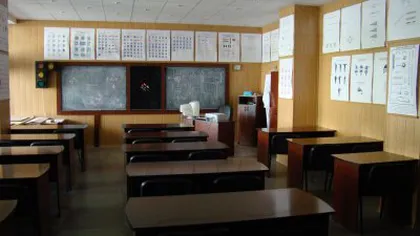 Autorităţile locale din Capitală vor să introducă CARTELE DE ACCES în şcoli