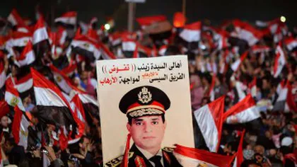 Egipt: GUVERNUL sprijinit de armată a DEMISIONAT