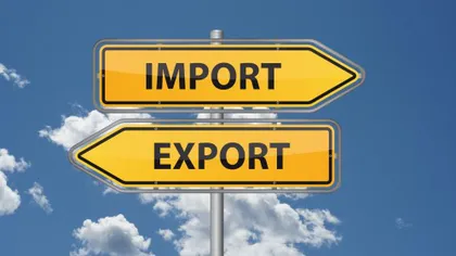 INS: Exporturile şi importurile României, în creştere