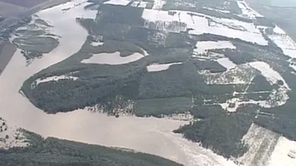 COD PORTOCALIU de INUNDAŢII pe râurile din sudul ţării. Sute de oameni evacuaţi, o persoană decedată VIDEO
