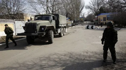 O bază militară ucraineană din Crimeea a fost ATACATĂ