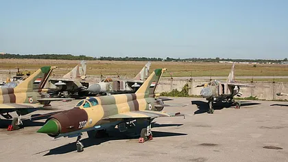 UCRAINA: O bază aeriană ucraineană din Crimeea a trecut, cu tot cu avioane, sub comanda republicii autonome