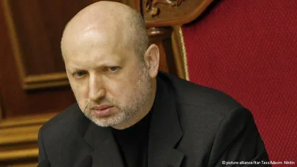 UCRAINA: Kievul lansează procedura de DIZOLVARE a Parlamentului din Crimeea