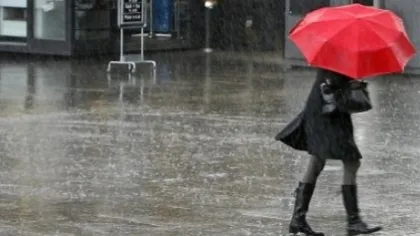 PROGNOZA METEO pe trei zile: Ploile pun stăpânire pe toată ţara