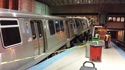 Tren DERAIAT în Chicago. Cel puţin 30 de persoane au fost rănite