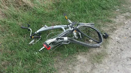 ACCIDENT ŞOCANT: Un biciclist a fost DECAPITAT după ce a fost izbit de o maşină