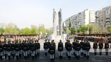 Sfantul Gheorghe. Ziua Forţelor Terestre, aniversată cu ceremonii militare