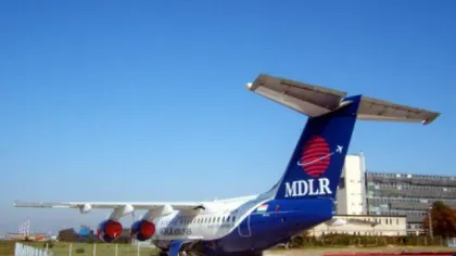 PREMIERĂ. Avion de pasageri abandonat la Aerostar Bacău, scos la vânzare pe Bursa Română de Mărfuri