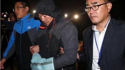Căpitanul feribotului scufundat în Coreea de Sud susţine că a întârziat evacuarea din motive de securitate