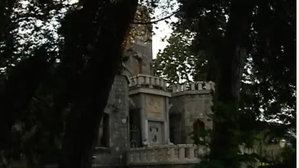 Povestea FASCINANTĂ a fantomei din Castelul Iulia Haşdeu. Oamenii văd LUCRURI BIZARE în miez de noapte