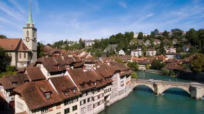 Jumătate dintre salariaţii elveţieni câştigă peste 5.100 de euro lunar