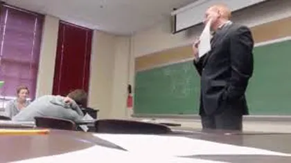 VIRALUL ZILEI: Cea mai tare farsă făcută unui profesor VIDEO