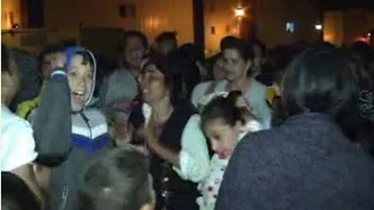Petrecere în cartierul lui Radu Mazăre. Protestarii se bucură pentru ELIBERAREA edilului