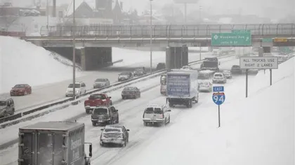 Furtună de zăpadă în SUA: Şcolile au fost închise VIDEO