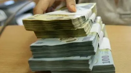 14 milioane de români îşi ţin economiile la bancă. Vezi câţi bani au