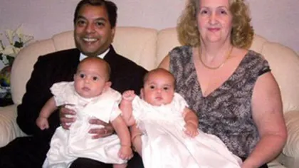 PREMIERĂ: O mamă-surogat a dat naştere propriilor săi fraţi