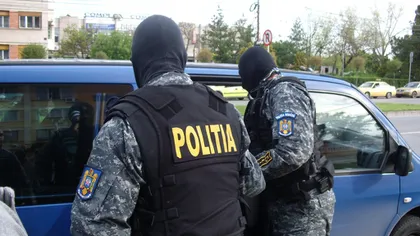 Percheziţii în lanţ în Prahova şi Ilfov la suspecţi de tâlhării şi furturi
