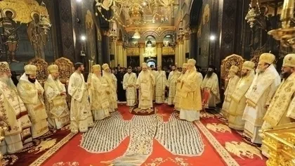INALTAREA DOMNULUI: Patriarhul Daniel, liturghie la catedrala Patriarhală. TRADIŢII ŞI OBICEIURI DE Inaltare