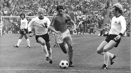 Poveştile MONDIALELOR (IV). Fotbal împotriva nimănui, cel mai ridicol meci din istorie