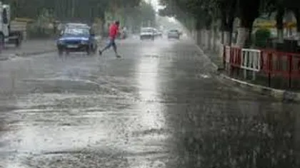 COD GALBEN de ploi, vijelii şi grindină. Sandu: Va ploua mai mult în Prahova, Dâmboviţa şi Argeş