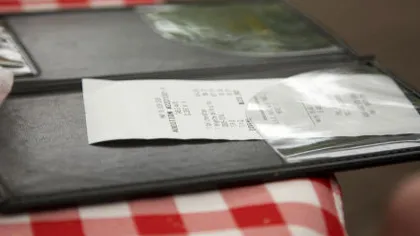 Ce mănâncă oamenii bogaţi: Notă de plată exorbitantă dintr-un restaurant de fiţe FOTO