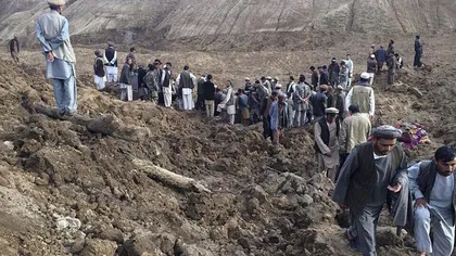 Nenorocire în Afganistan: 2.500 de oameni au MURIT în urma unei alunecări de teren