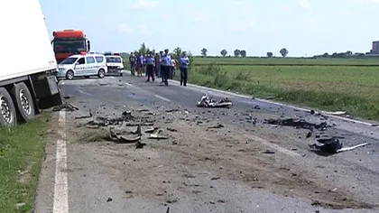 Accident grav în Bihor. Un şofer de TIR şi-a pierdut viaţa după ce a pierdut controlul volanului
