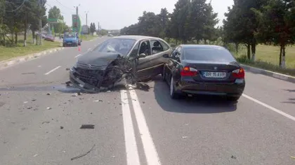 Accident cu şase victime, provocat de o şoferiţă care se grăbea spre Vama Veche