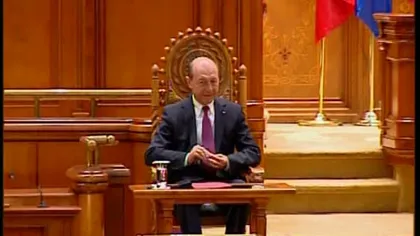 Senatul cere DEMISIA DE ONOARE a preşedintelui Traian Băsescu