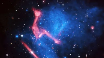 O coliziune între galaxii a generat un accelerator natural de particule extrem de puternic