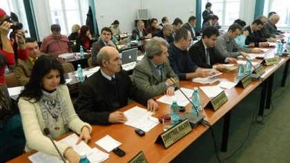 Întâlnire a Ligii aleşilor locali din PNL şi PDL la Arad: participă peste 500 de primari şi consilieri arădeni