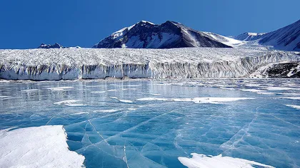 Japonia vrea să colecteze GHEAŢĂ VECHE de milioane de ani din Antarctica pentru studii climatice
