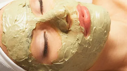 Cum se prepară masca de faţă cu argilă şi efectele sale nebănuite