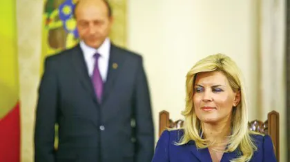 Băsescu i-a trimis un BILEŢEL Elenei Udrea. Ce i-a scris preşedintele VIDEO