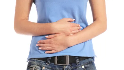 Cum să tratezi natural indigestia şi arsurile stomacale