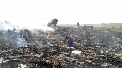 HORROR: Cadavre din avionul doborât în Ucraina au căzut peste un orfelinat
