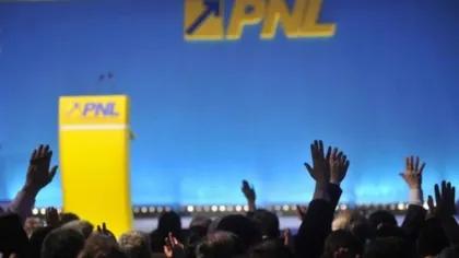 Congres extraordinar PNL: Din imnul naţional a fost omisă strofa cu 