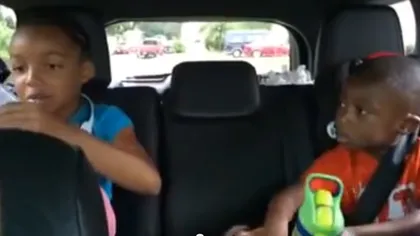 Reacţia UIMITOARE a unui copil când află că părinţii îl duc la Disney World - VIDEO
