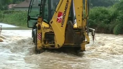 Inundaţiile au făcut PRĂPĂD şi în Dâmboviţa