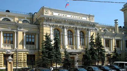 Guvernul rus sprijină cu 6,6 miliarde de dolari două bănci de stat afectate de sancţiuni