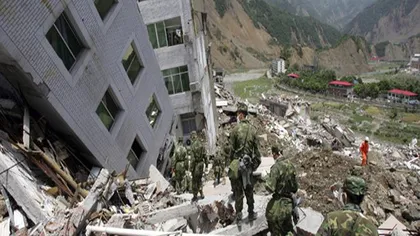 Imagini terifiante de la cutremurul violent din sud-vestul Chinei: 381 de persoane au murit VIDEO
