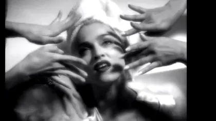Madonna şochează lumea: Ştiu cine sunt adevăraţii Illuminati
