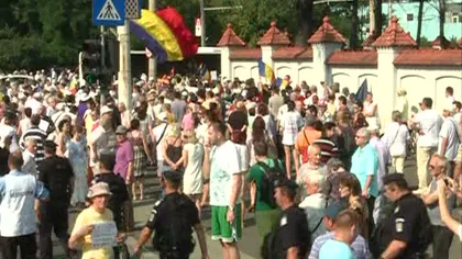 Circulaţie ÎNTRERUPTĂ şi incidente în zona Palatului Cotroceni, din cauza unui protest.Jandarmii au intervenit
