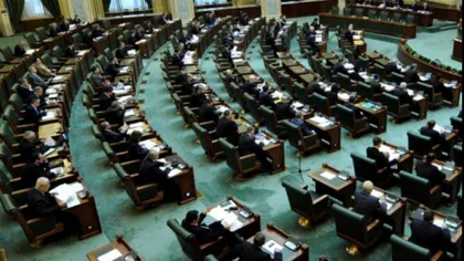 Senatul reanalizează legea privind reducerea CAS în sesiune extraordinară