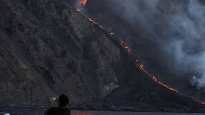 Vulcanul Stromboli a erupt din nou. IMAGINI SPECTACULOASE