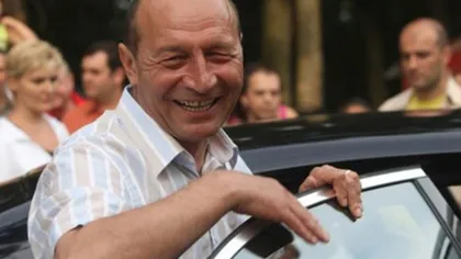 Traian Băsescu alături de foştii colegi, la 38 de ani de la absolvirea Academiei Navale VIDEO