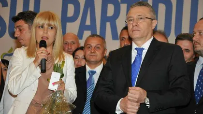 Lăzăroiu: Demisia lui Diaconescu şi candidatura lui Udrea la Cotroceni, o situaţie delicată pentru Băsescu