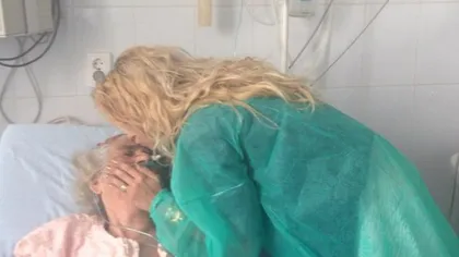 Andreea Bălan trece prin momente grele: Bunica ei se află pe masa de operaţie