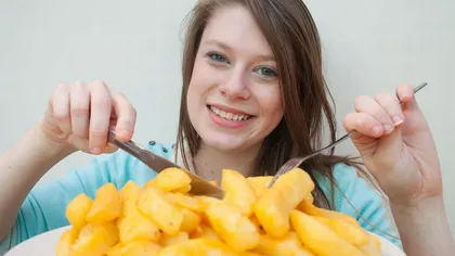 Uluitor! Cum arată tânăra care a mâncat NUMAI cartofi prăjiţi timp de 15 ani VIDEO
