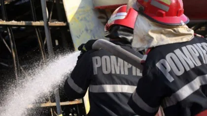INCIDENT în Bucureşti. Un bărbat a dat foc unui restaurant după un conflict cu un angajat